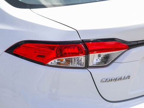 Certified 2024 Toyota Corolla LE FWD image 10