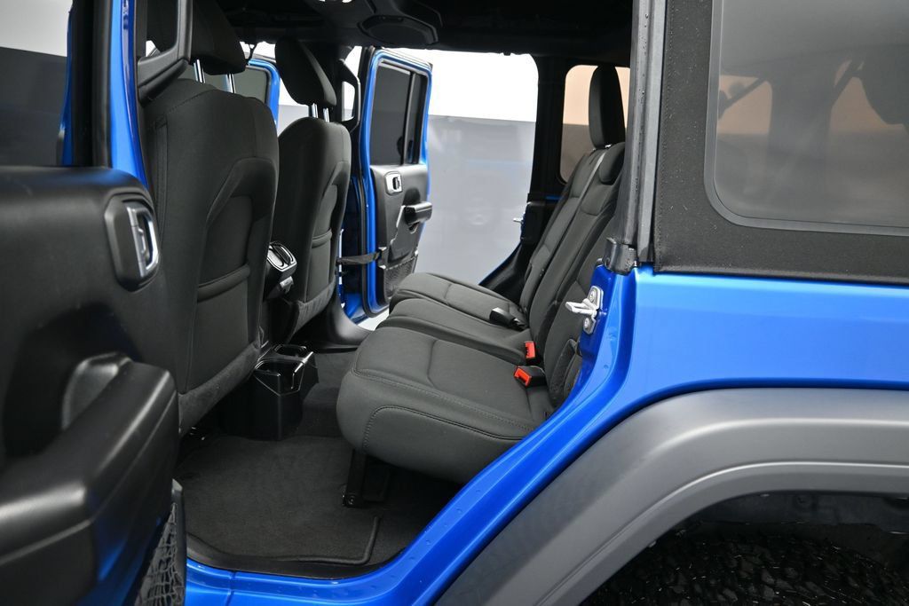Used 2021 Jeep Wrangler Unlimited Sport AWD/4WD image 12