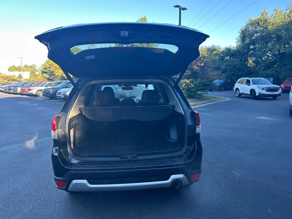 Used 2019 Subaru Forester Touring AWD/4WD image 16