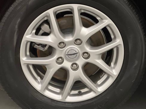 Used 2025 Chrysler Pacifica Select FWD image 74
