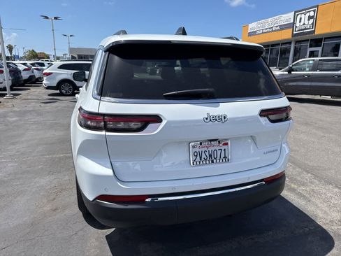 Used 2025 Jeep Grand Cherokee L Laredo RWD image 19