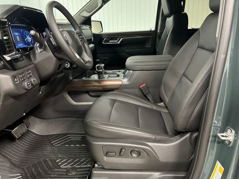 New 2026 Chevrolet Silverado 1500 LT Trail Boss w/ LT Trail Boss Premium Package AWD/4WD image 12