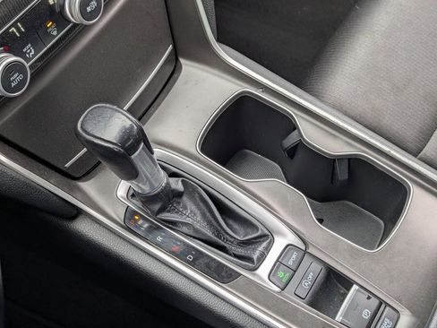 Used 2021 Honda Accord Sport image 16