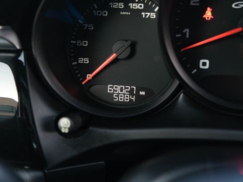 Used 2018 Porsche Macan GTS image 32