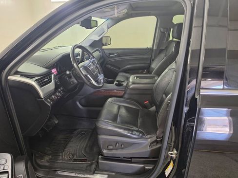Used 2016 GMC Yukon SLT w/ Open Road Package AWD/4WD image 12