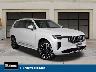 New 2026 Volvo XC90 T8 Plus