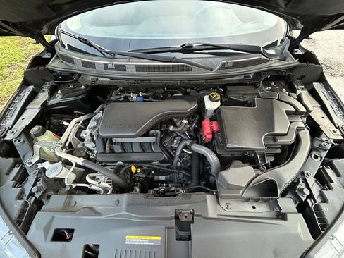 Used 2021 Nissan Rogue Sport SV FWD image 11