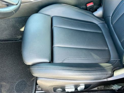 Used 2023 BMW 330i Sedan w/ Driving Assistance Package image 19