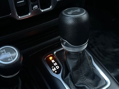 Used 2020 Jeep Wrangler Unlimited Sport image 26