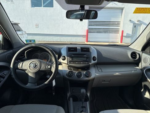 Used 2012 Toyota RAV4 4WD image 14