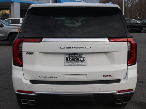 New 2026 GMC Yukon XL Denali w/ Sun & Power Step Package AWD/4WD image 6