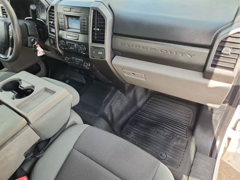 Used 2020 Ford F250 XL w/ Power Equipment Group RWD image 25