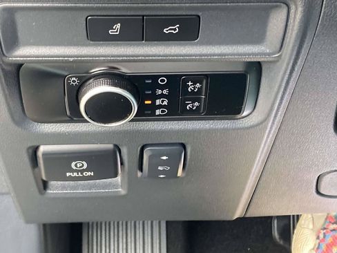 Used 2024 Ford Expedition Max XLT RWD image 31