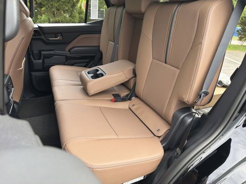 New 2026 Toyota 4Runner Limited AWD/4WD image 21