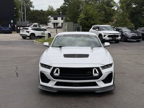 Used 2025 Ford Mustang GT Premium w/ GT Performance Package RWD image 17