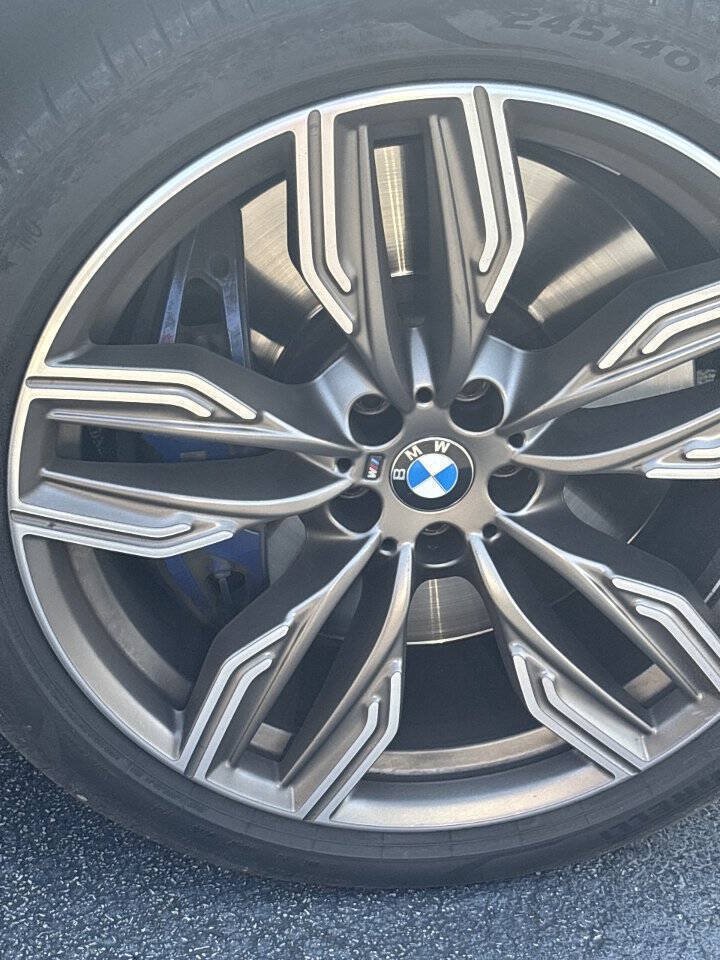 Used 2019 BMW M760i xDrive w/ Luxury Rear Seating Package AWD/4WD image 27