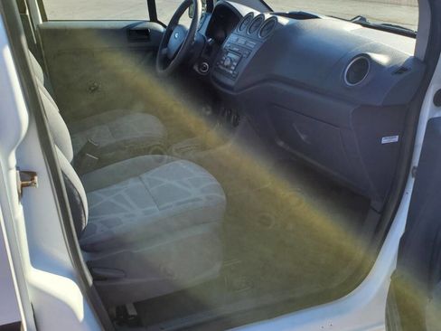 Used 2011 Ford Transit Connect XLT image 8