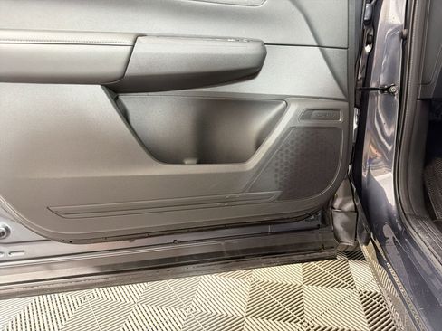 Used 2025 Honda CR-V LX image 13