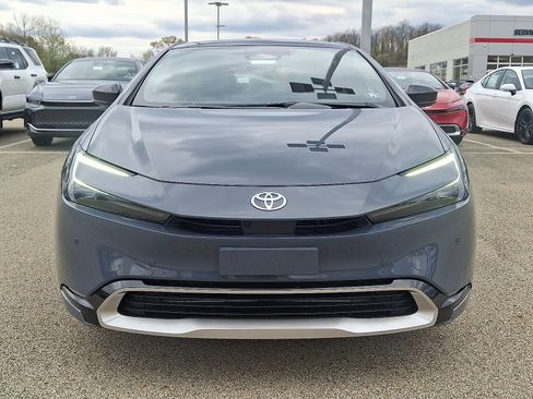New 2026 Toyota Prius Plug-In Hybrid image 2