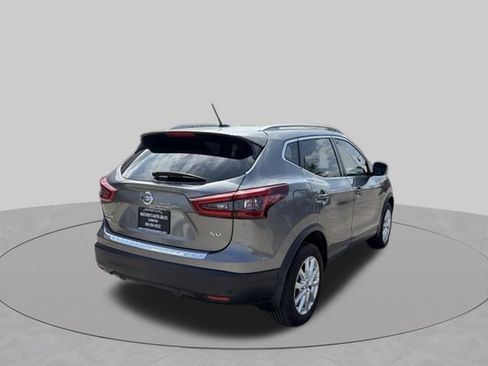Used 2021 Nissan Rogue Sport SV FWD image 6