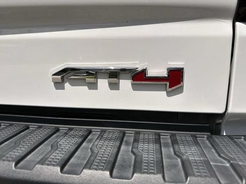 Used 2022 GMC Sierra 1500 AT4 w/ AT4 Premium Package AWD/4WD image 39