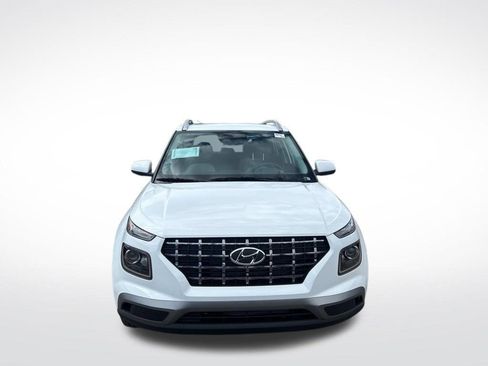 New 2026 Hyundai Venue SEL FWD image 9