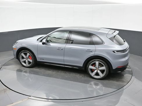 New 2026 Porsche Cayenne GTS AWD/4WD image 27