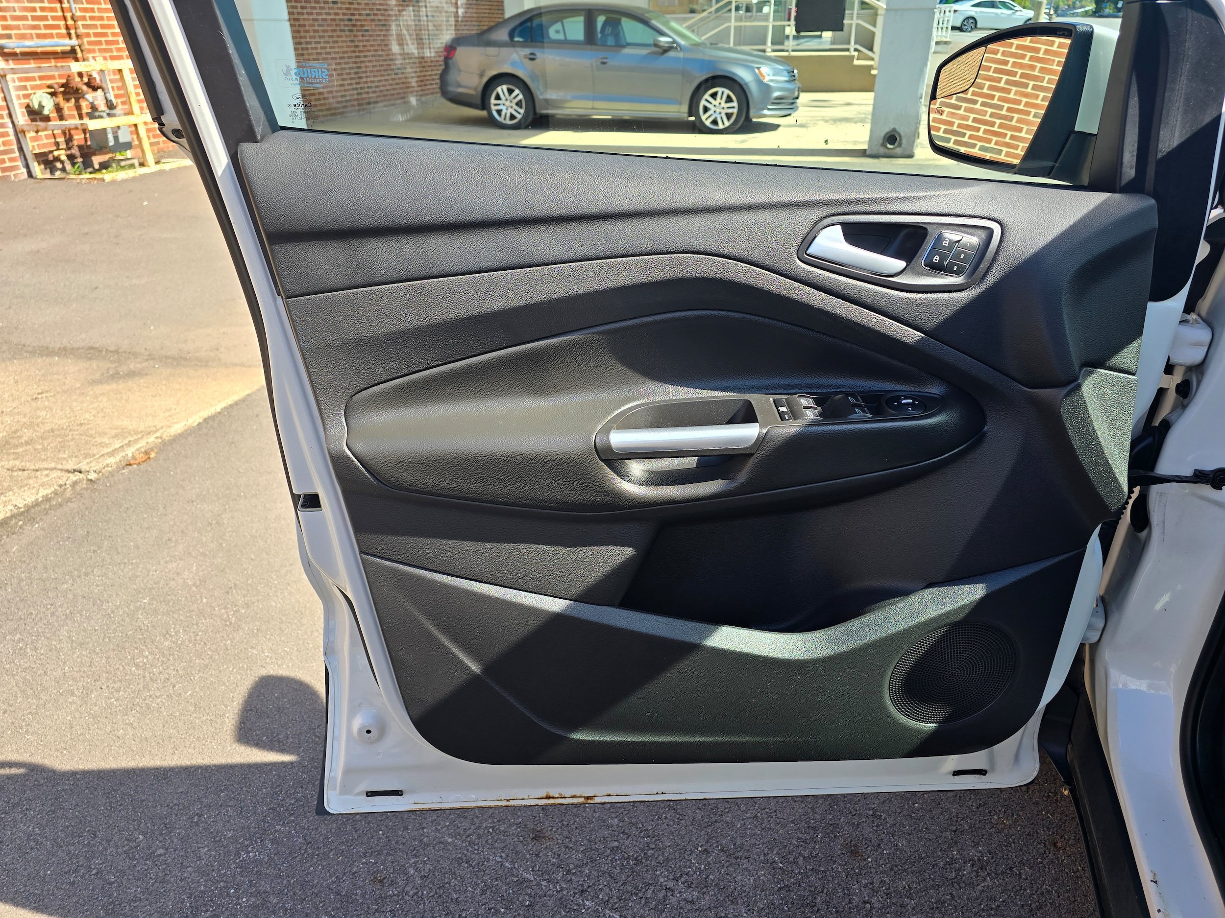 Used 2013 Ford Escape Titanium AWD/4WD image 16