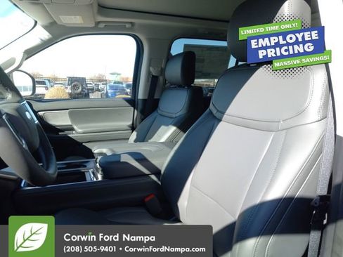 New 2026 Ford Expedition Active AWD/4WD image 23