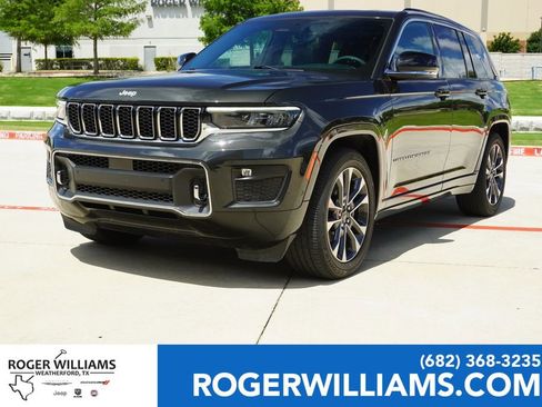 Used 2024 Jeep Grand Cherokee Overland w/ Luxury Tech Group IV AWD/4WD image 1