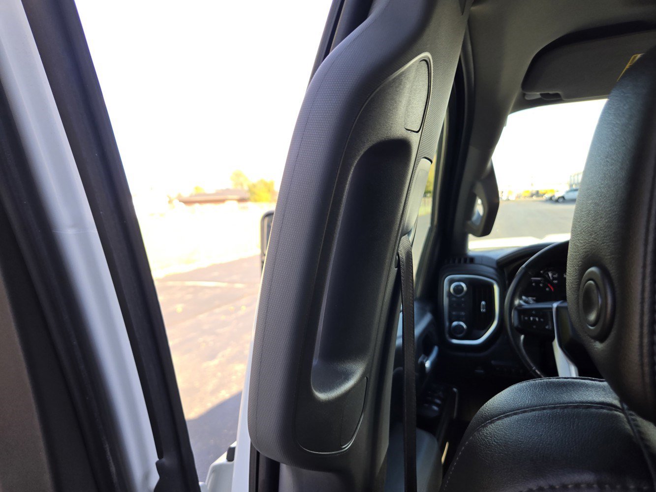 Used 2021 GMC Sierra 2500 SLT w/ SLT Premium Package AWD/4WD image 32