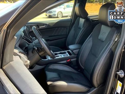 Used 2022 Ford Edge ST image 24