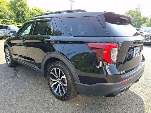 Certified 2020 Ford Explorer ST w/ Premium Technology Package AWD/4WD image 4