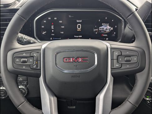 New 2026 GMC Sierra 1500 SLE w/ X31 Off-Road Package AWD/4WD image 21