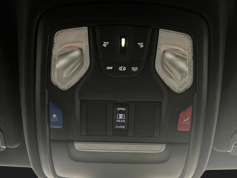 Used 2023 RAM 1500 Big Horn AWD/4WD image 29