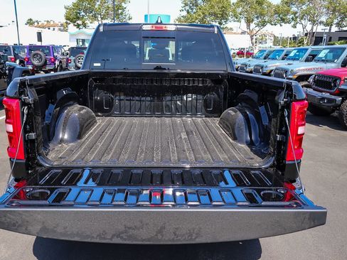 New 2026 RAM 1500 Big Horn AWD/4WD image 11