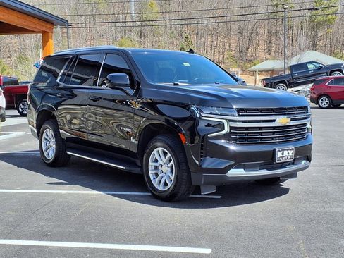 Used 2021 Chevrolet Tahoe LT image 3
