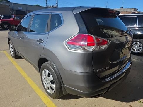 Used 2016 Nissan Rogue S AWD/4WD image 8