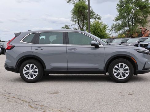 Used 2024 Honda CR-V LX image 7