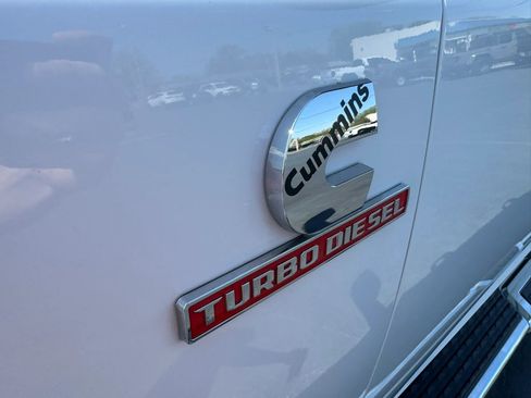 Used 2024 RAM 2500 Big Horn AWD/4WD image 17