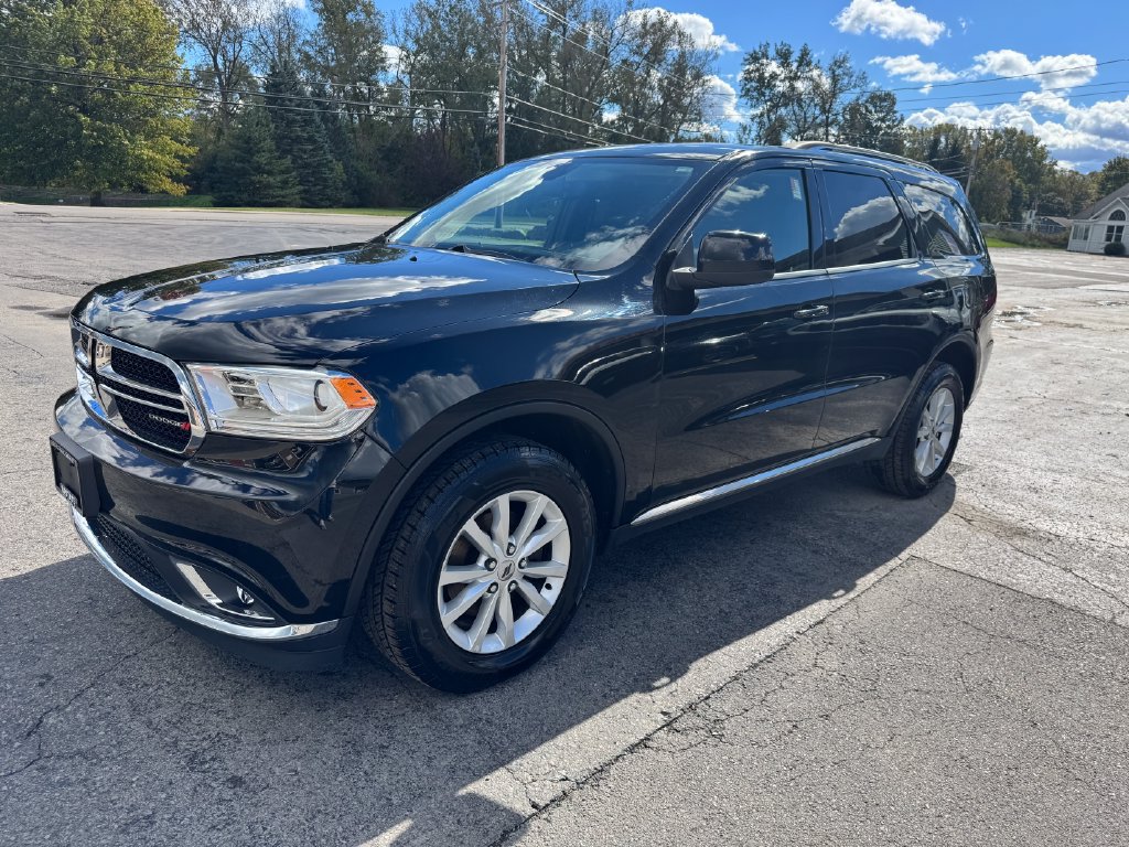 Used 2019 Dodge Durango SXT AWD/4WD image 2