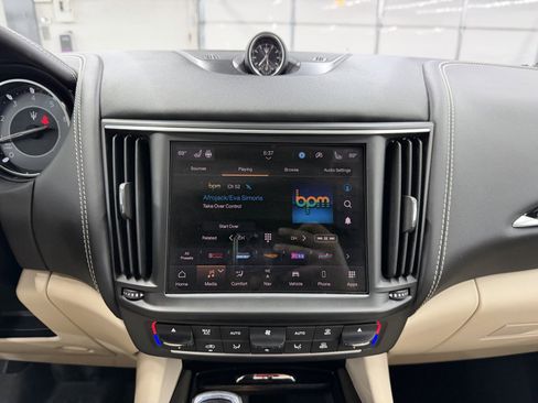 Used 2022 Maserati Levante GT image 14