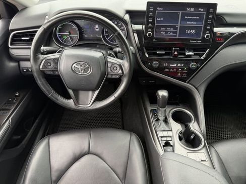 Used 2024 Toyota Camry XSE w/ Cold Weather Package FWD image 12