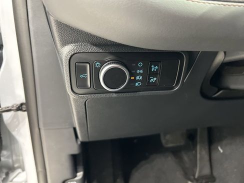 New 2026 Ford Explorer Active image 13