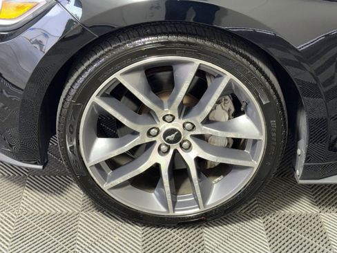 Used 2015 Ford Mustang GT Premium image 12