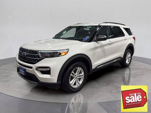 Certified 2023 Ford Explorer XLT w/ Equipment Group 202A AWD/4WD image 1