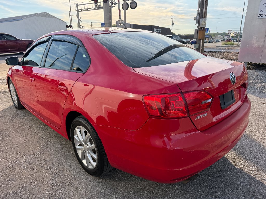 Used 2012 Volkswagen Jetta SE FWD image 17