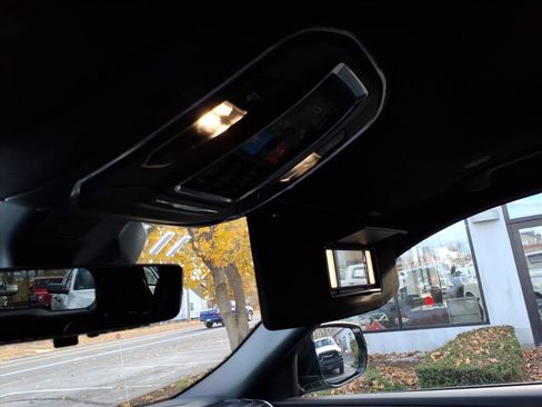 Certified 2024 Jeep Grand Cherokee L Limited w/ Luxury Tech Group II image 20