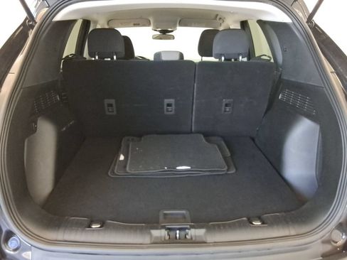 Used 2021 Ford Escape SE FWD image 20