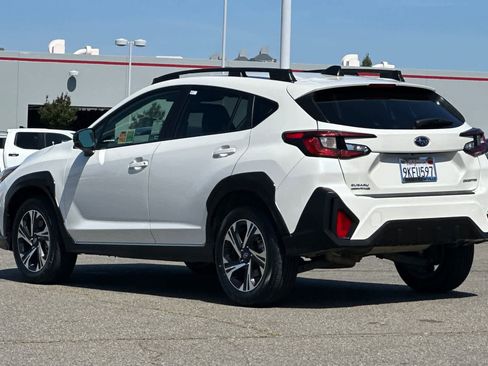 Used 2024 Subaru Crosstrek 2.0i Premium AWD/4WD image 7